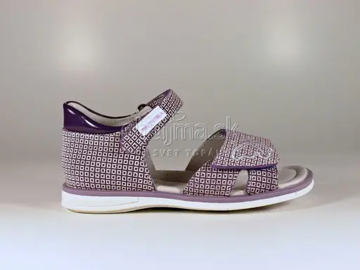 Vychádzkové fialovo vzorované sandálky Protetika