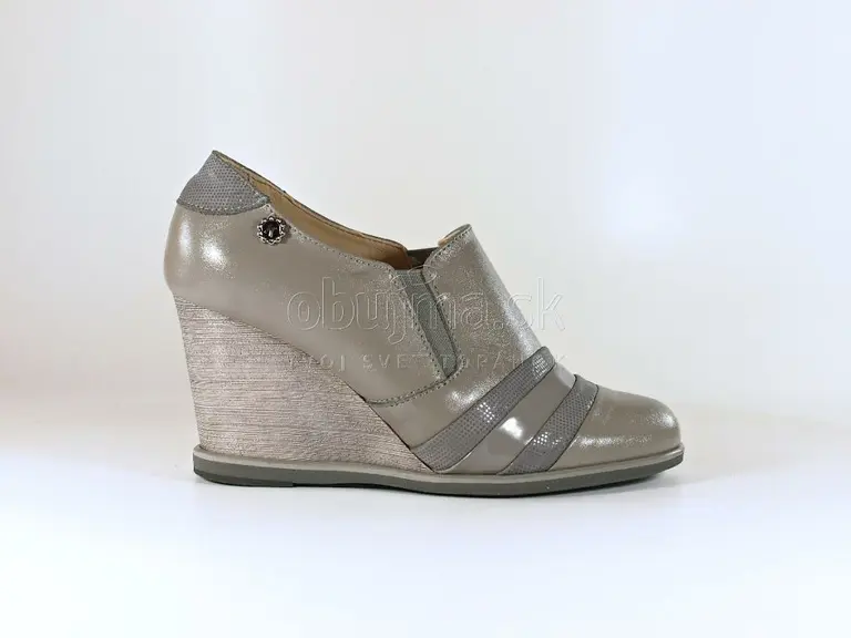 Pôvabné sivé kombinované poločlenkové topánky EVA