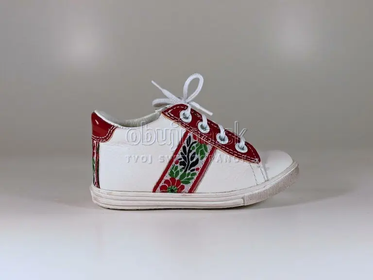 Bielo červené folklórne topánočky Wanda