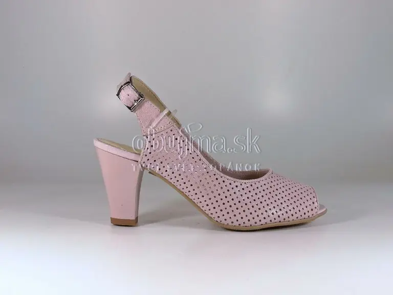 Perforované ružové sandále EVA