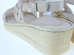 Béžové vychádzkové sandále Rizzoli