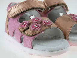 Ember ružovo medené sandále Protetika