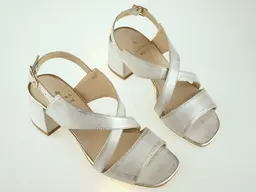 Očarujúce bielo zlaté sandálky Laura Messi LM1912-AU
