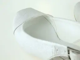 Čarovné biele sandále EVA K2960/5023-10