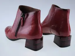 Očarujúce červené členkové topánky Hispanitas HI99114 
