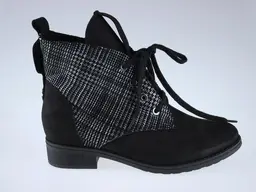 Čierne krásne topánky EVA K3034-60