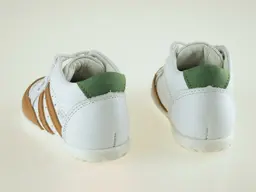 Bielo farebné očarujúce topánky EMEL E2411-7
