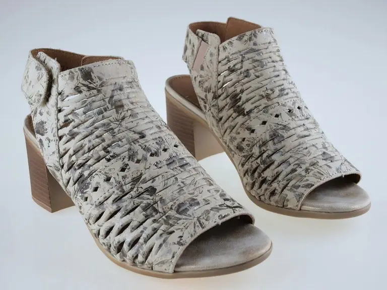 Béžové letné sandále Remonte D2170-60
