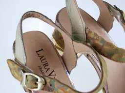 Exkluzívne farebné sandále Laura Vita Hecbino03