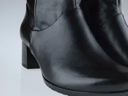 Čierne širšie členkové topánky Caprice 9-25364-25