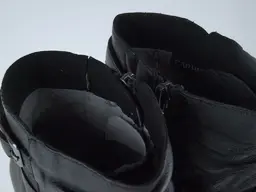 Čierne pohodlné členkové topánky Caprice 9-25456-25