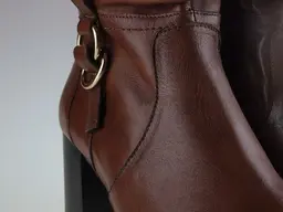 Hnedé elegantné členkové topánky Caprice 9-25405-25