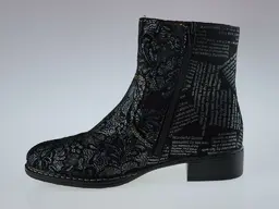 Čierne očarujúce topánky Rieker 73452-00