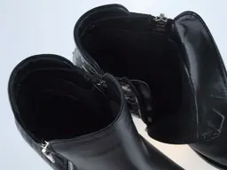 Čierne pohodlné členkové topánky EVA K3122/S-60