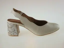 Očarujúce kožené béžové sandále EVA 04984-04-15