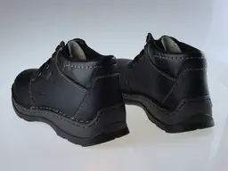 Hrubo zateplené čierne topánky Rieker 05305-00