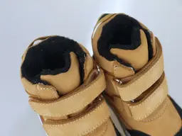 Hnedé teplé topánky Protetika Torin Brown