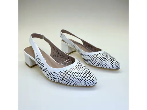 Biele štýlové sandále Bombonella ASPG067-10
