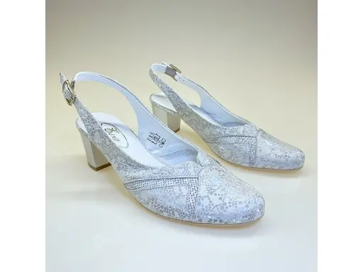 Pohodlné kožené biele sandálky EVA K3242/5016-10
