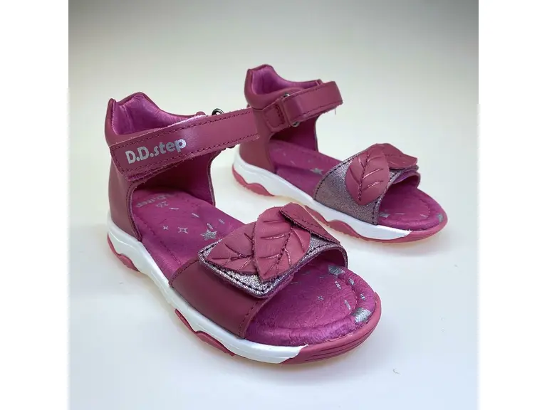 Fuksiové kožené sandálky D.D.Step DSG122-JAC64-260B