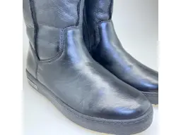 Teplé čierne čižmy Caprice 9-26485-29