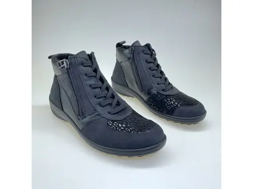 Čierne teplé členkové topánky Portania 0203/9169