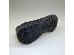 Pánske čierne botasky U0501-00