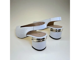 ASP333-10 Dámske biele módne sandale