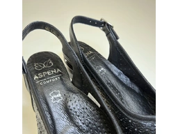 Elegantné čierne sandále ASPKX-2578