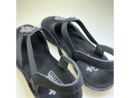 Dámske čierne sandále 60806-00