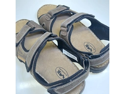 Pánske hnedé sandale Q43813