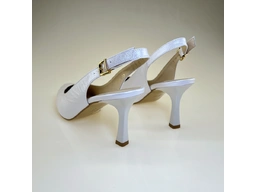 Dámske biele perleťové sandále A4966-10p
