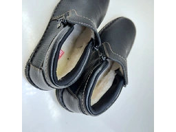 Pánske čierne širšie členkové topánky 05173-00