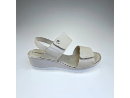 Dámske letné biele sandále 9-28251-42