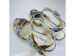 Dámske očarujúce farebné sandalky Nino01