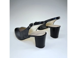 Dámske elegantné čierne sandálky M920-60