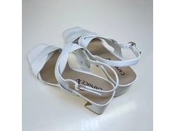 Dámske biele letné sandále 9-28317-42