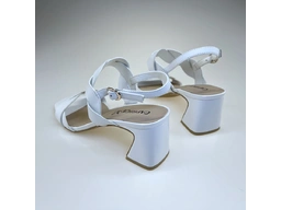 Dámske biele letné sandále 9-28317-42