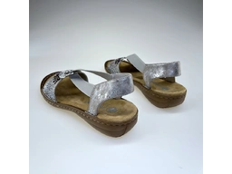 Dámske strieborné sandálky 60880-90
