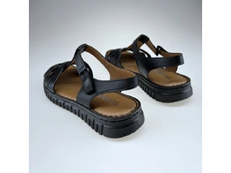 Dámske čierne sandále 54C0812