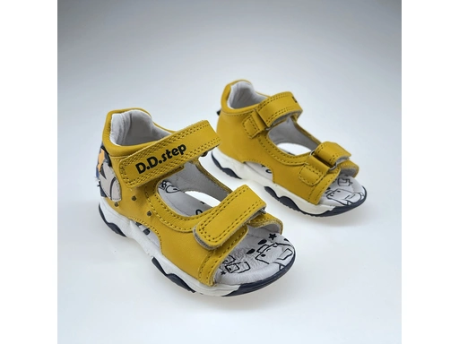 Detské žlté sandálky DSB024-G064-41202B