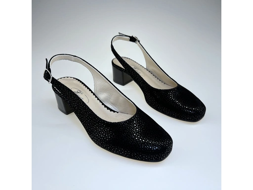 Dámske elegantné čierne sandálky