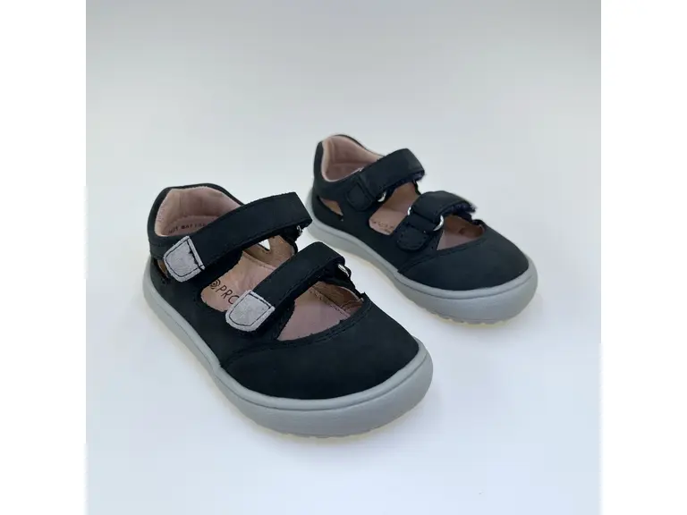 Detské kožené čierne vychádzkové barefoot polo-sandálky Pady marine