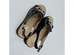 Dámske čierne kožené pohodlné sandálky K3621S/759-60