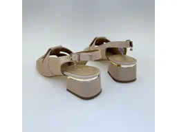Dámske kožené pohodlné svetlo-béžové sandálky K3619X/586A-15