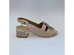 Dámske kožené pohodlné svetlo-béžové sandálky K3619X/586A-15