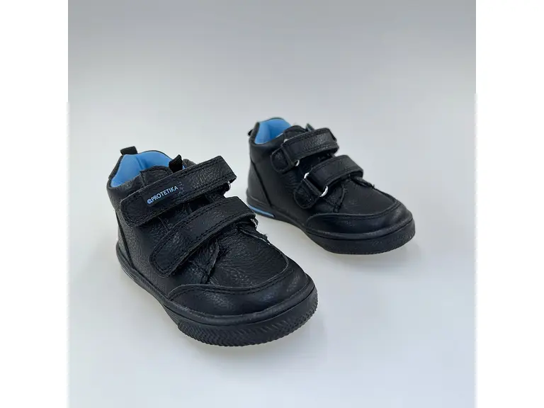 Detské pohodlné  čierne celé topánky Badis black