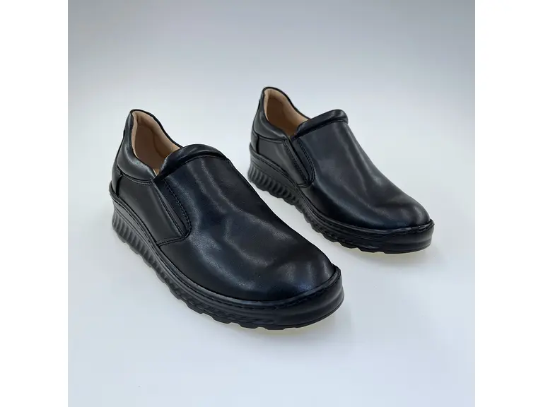 Dámske čierne kožené pohodlné mokasíny K3190-60