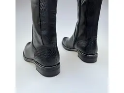 Dámske čierne mäkučké kožené XS čižmy 9-25525-45