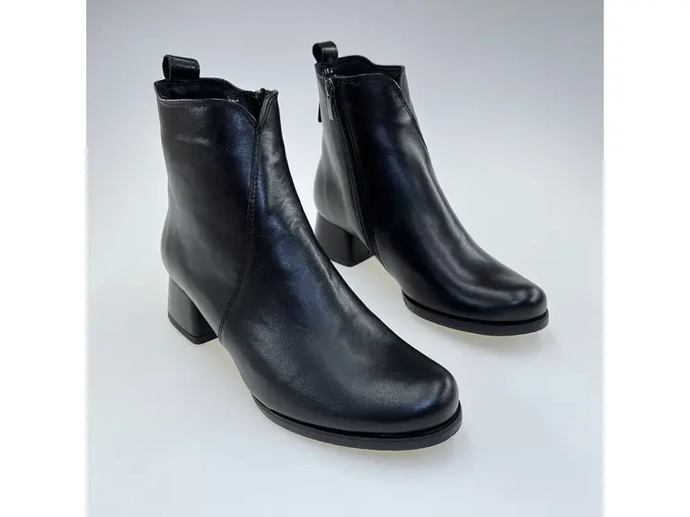 Dámske kvalitné teplé čierne pohodlné členkové topánky K3660-60